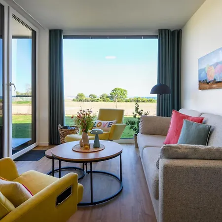 Lykke – Traumhafte Mit Garten Und Meerblick In Erster Reihe!